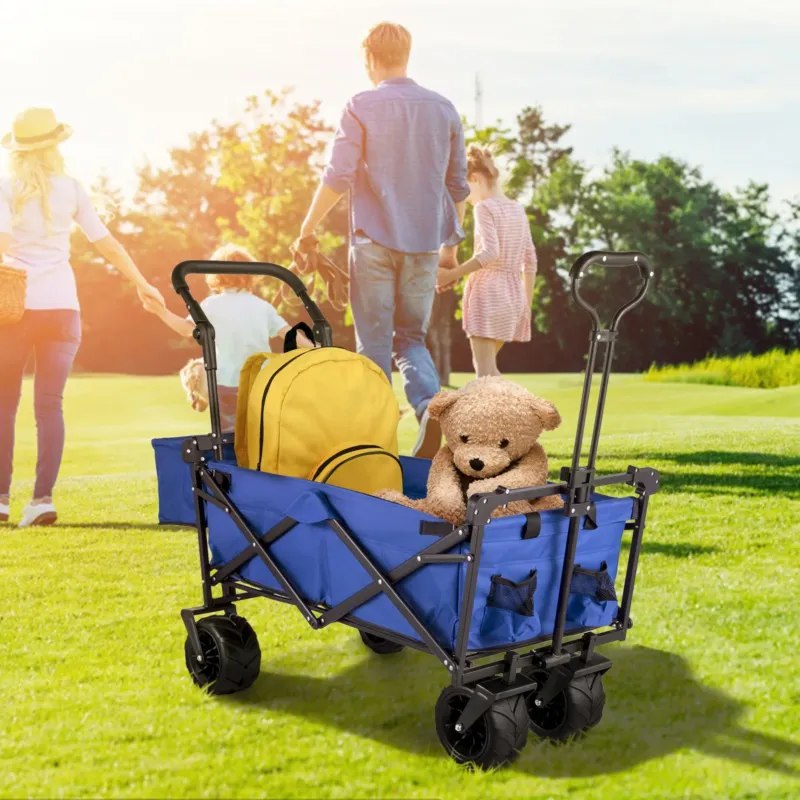 kokkupandav käru varikatusega